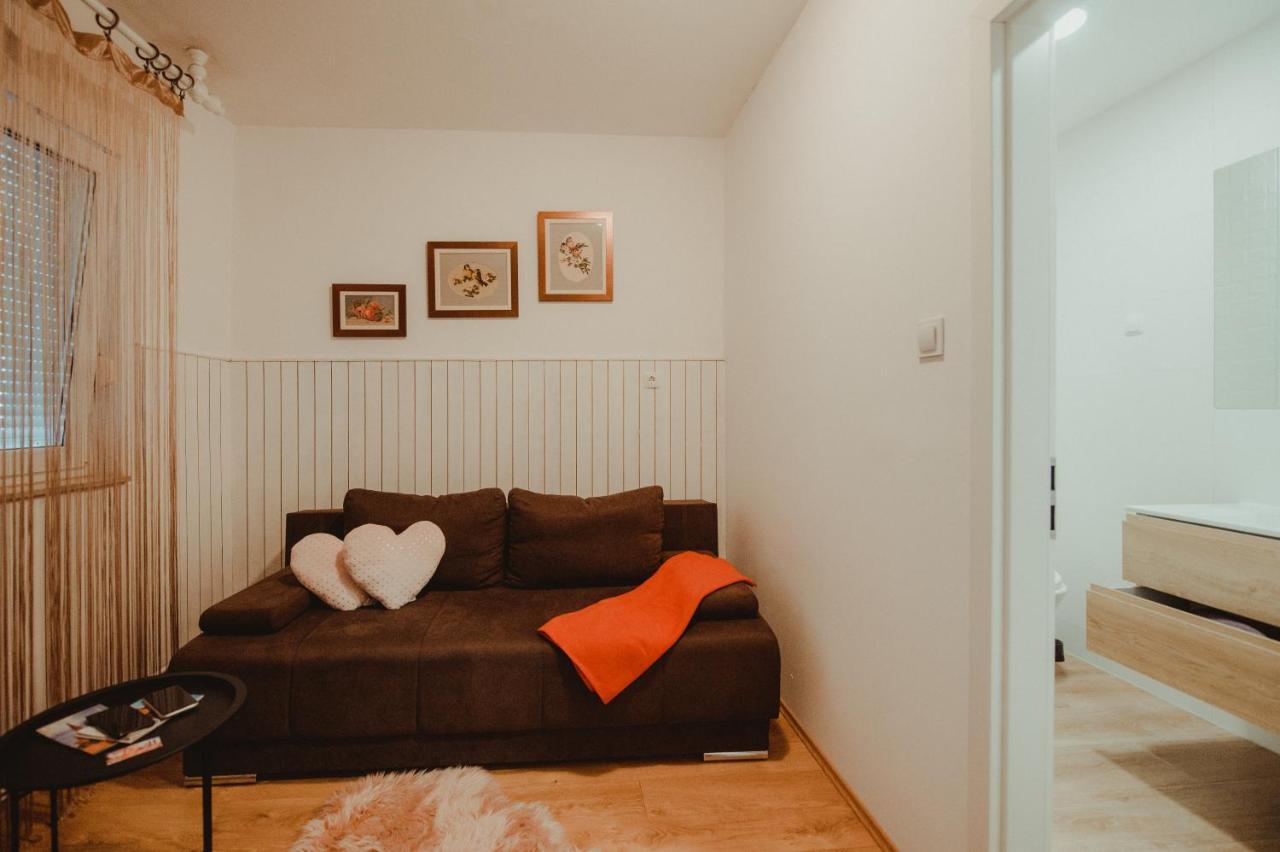 Apartman Lovric Ðakovo Dış mekan fotoğraf